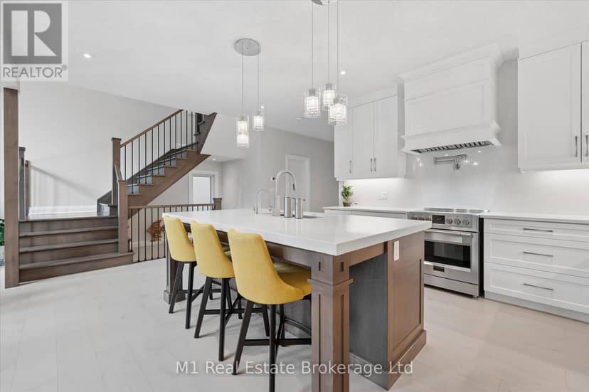 545 Bridgemill Crescent — photo 10 of 40
