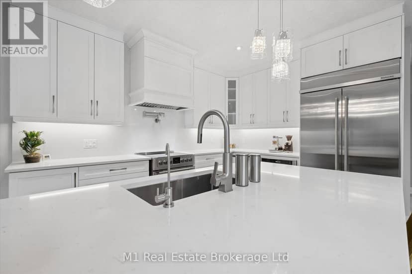 545 Bridgemill Crescent — photo 11 of 40