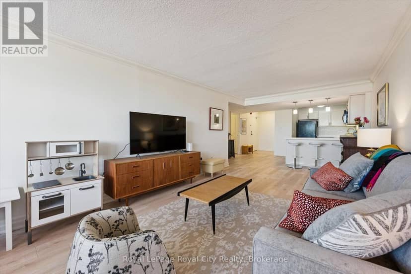 508 - 55 Yarmouth Street — photo 17 of 40