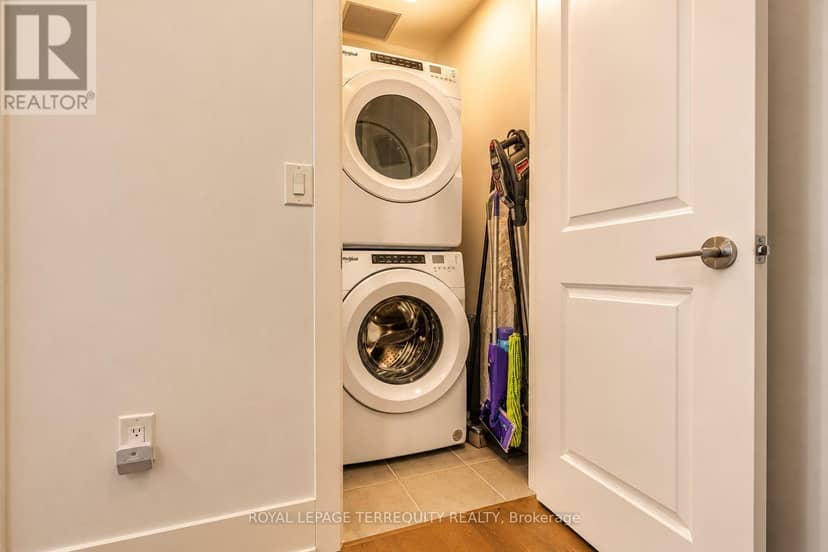 702 - 1063 Douglas McCurdy Common — photo 16 of 19