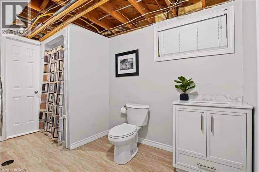 111 MACGREGOR Crescent — photo 25 of 40