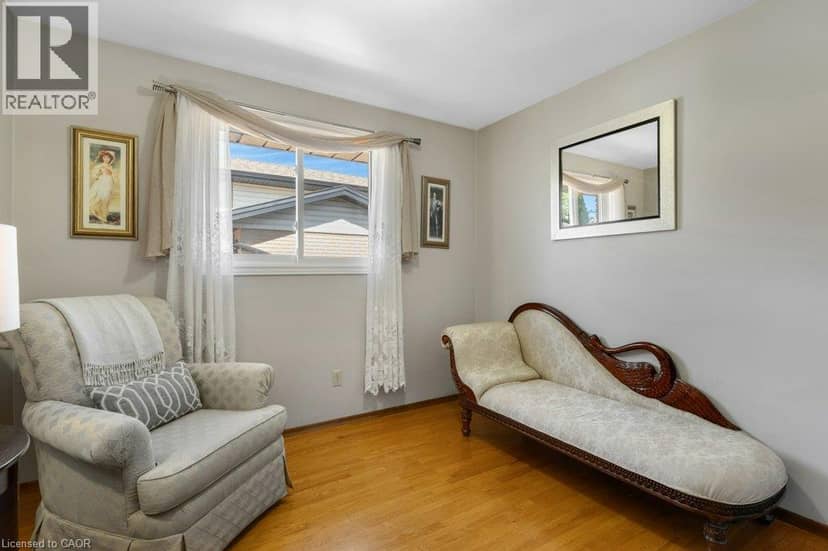 222 THUNDERBIRD Drive — photo 21 of 40