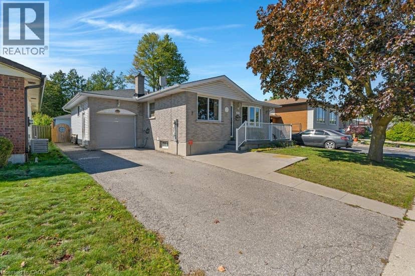 222 THUNDERBIRD Drive — photo 2 of 40