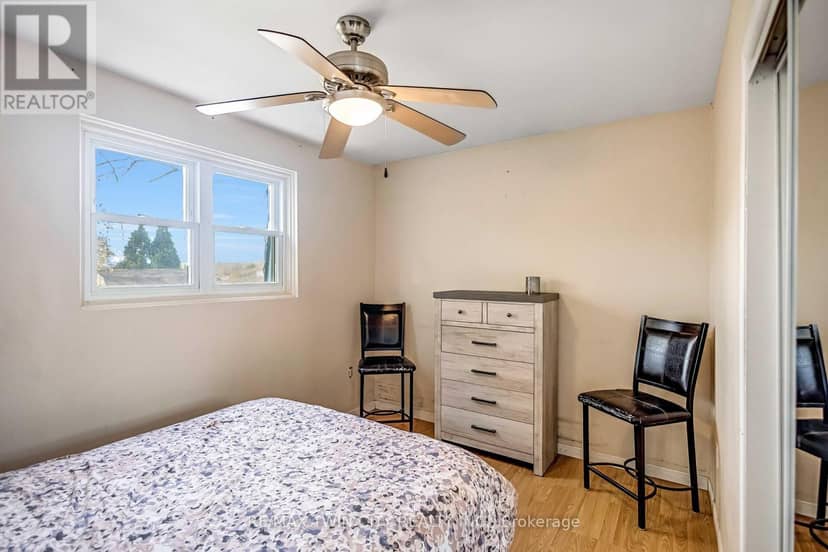 36 Valerie Court — photo 16 of 40