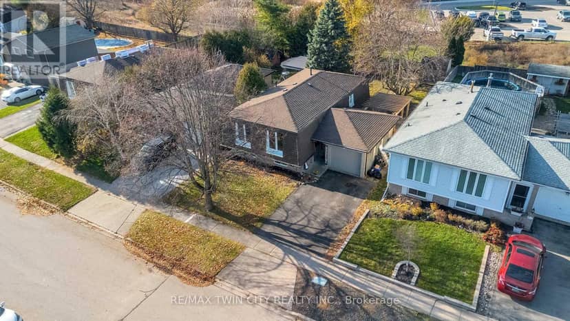 36 Valerie Court — photo 35 of 40