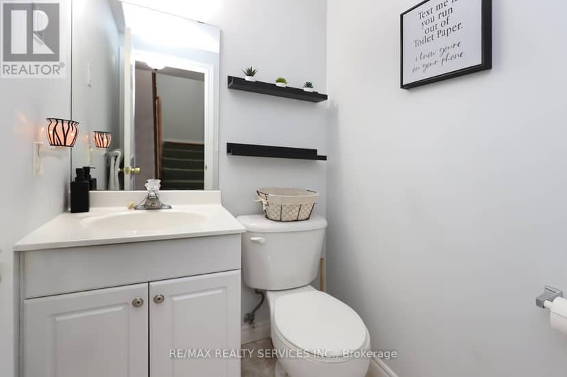 52 Crozier Street — photo 16 of 29