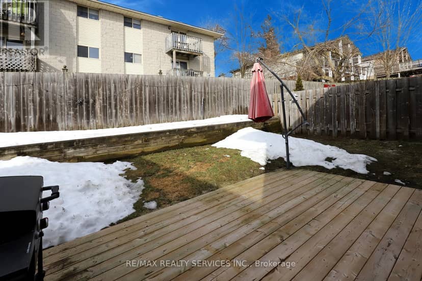 52 Crozier Street — photo 27 of 29