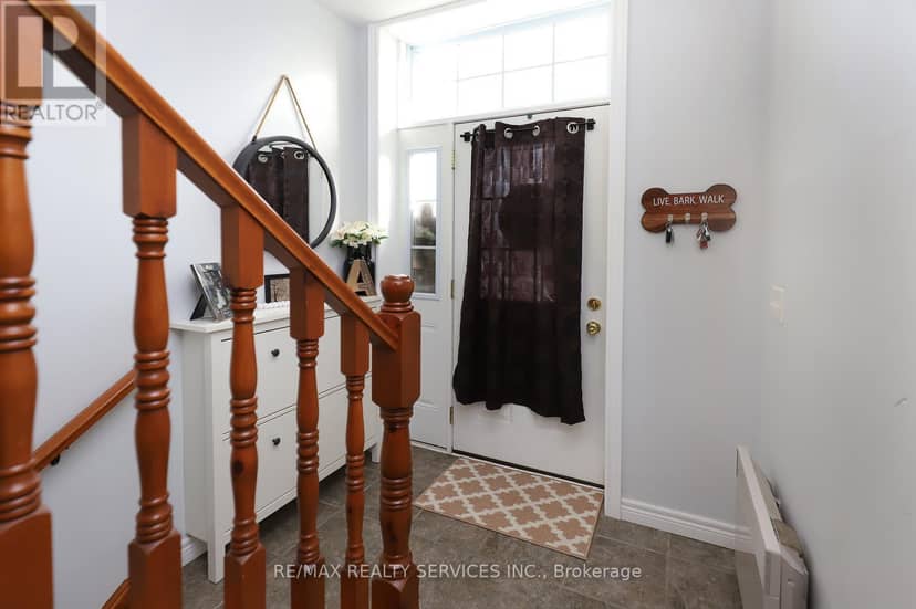 52 Crozier Street, East Luther Grand Valley, photo 4