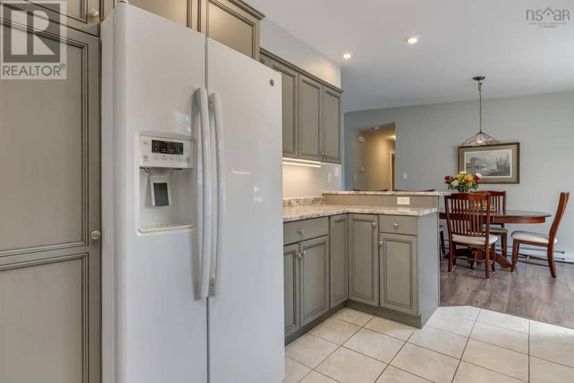 27 Prospect Bay Road — photo 11 of 40