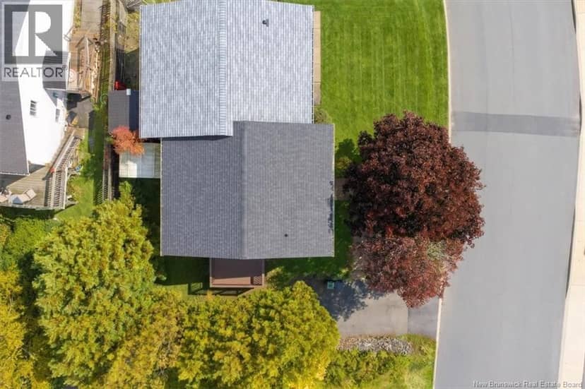 145 Woodhaven Drive — photo 31 of 36