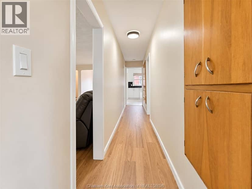 10 Birchwood STREET — photo 38 of 40