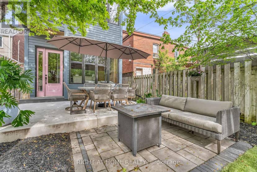 118 Lansdowne Avenue — photo 23 of 40