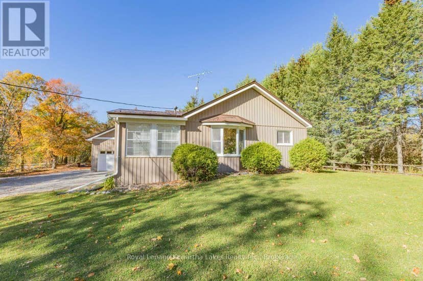 6 Fell Station Drive, Kawartha Lakes, photo 8