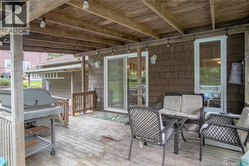 17 Lionel Drive — photo 37 of 40