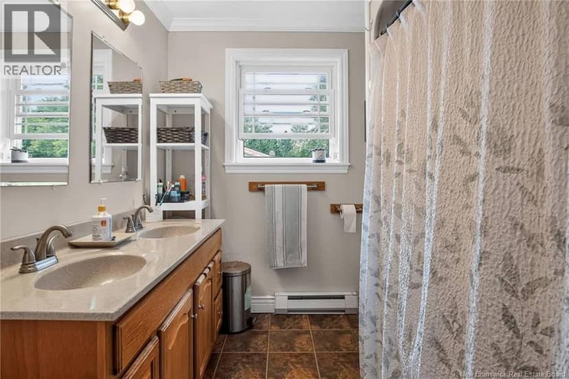 17 Lionel Drive — photo 19 of 40