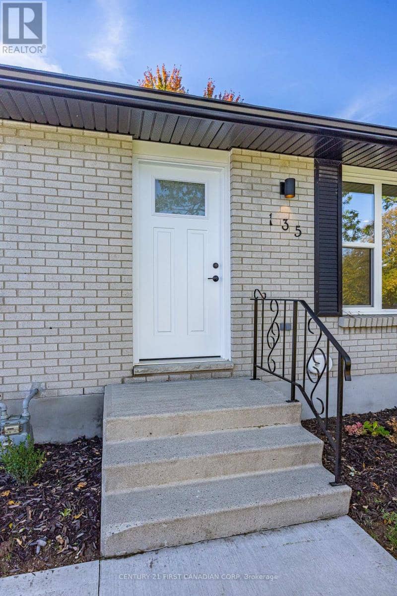 135 Nicoline Avenue — photo 7 of 40