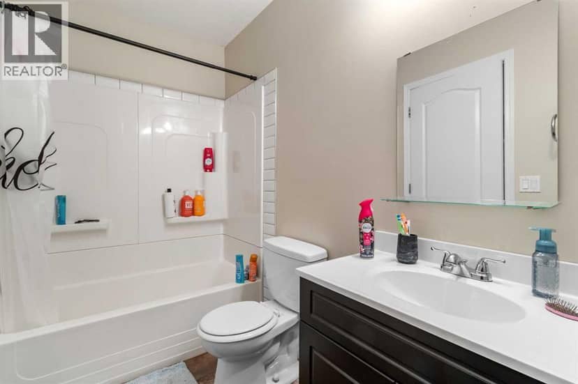 163 Wiley Crescent — photo 18 of 32