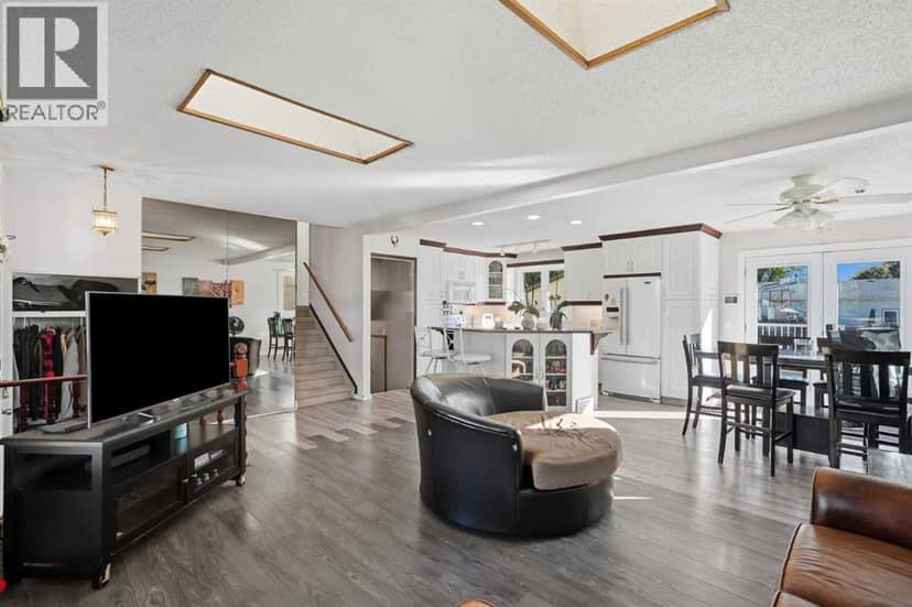 4615 31 Avenue NE, Calgary, photo 7