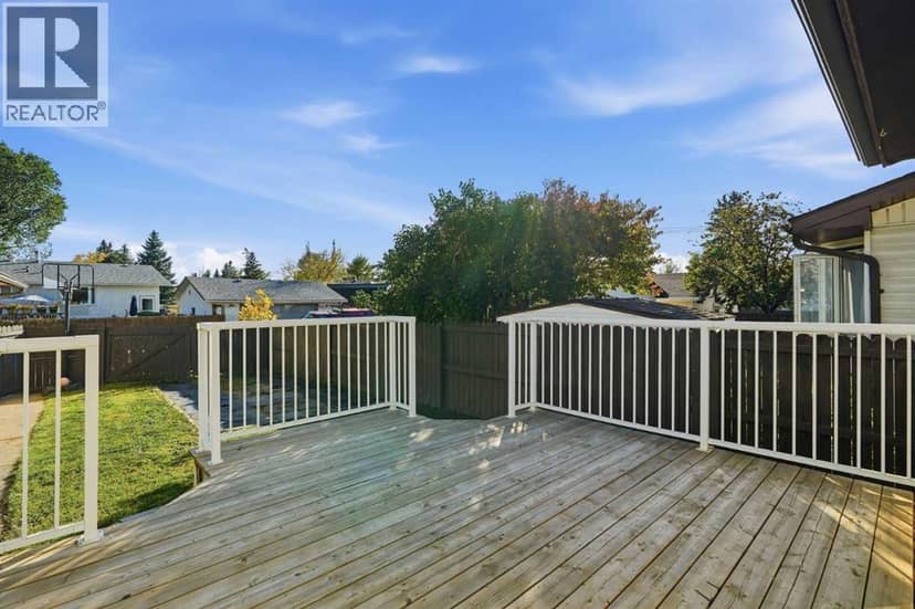 4615 31 Avenue NE — photo 40 of 40