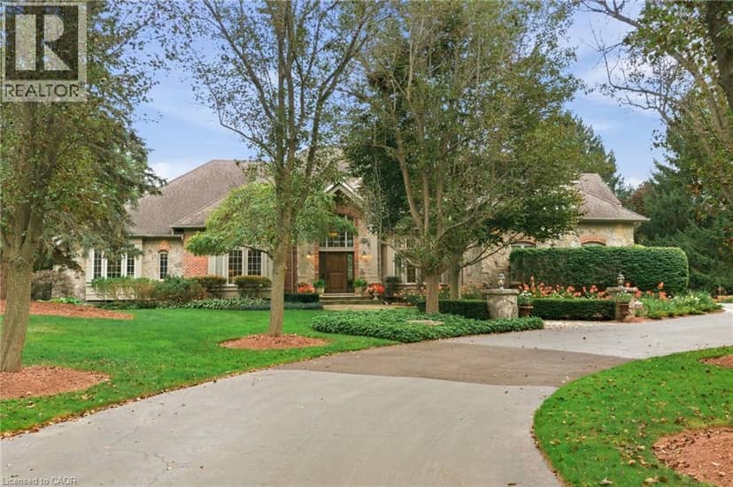 18 BLACKBERRY Place, Hamilton