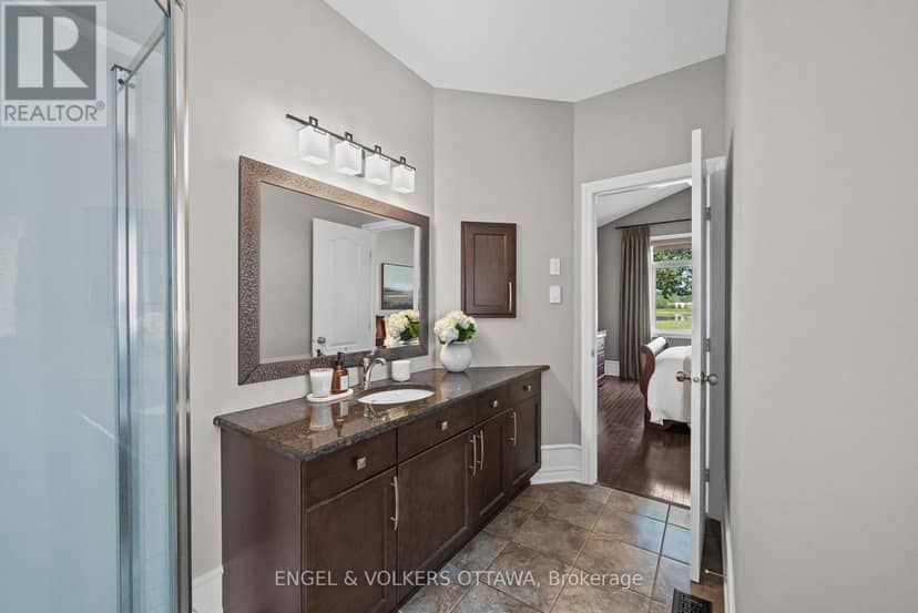 112 Equinelle Drive — photo 24 of 40