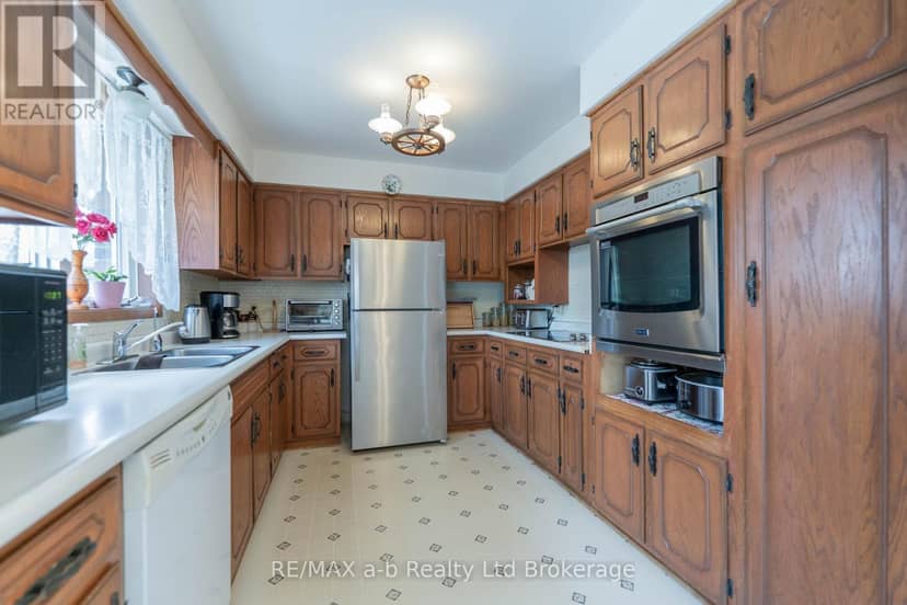 2 Cranberry Road — photo 10 of 40