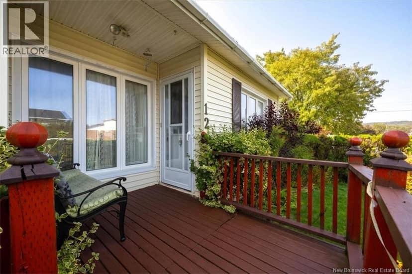 12 Avon Court — photo 4 of 32
