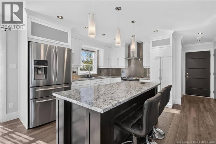 4 Francfort Crescent — photo 12 of 30
