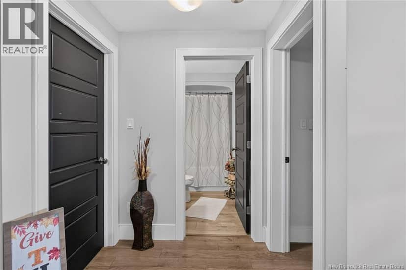 4 Francfort Crescent — photo 19 of 30