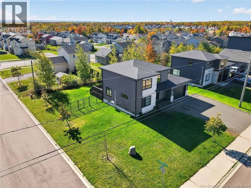 4 Francfort Crescent — photo 26 of 30
