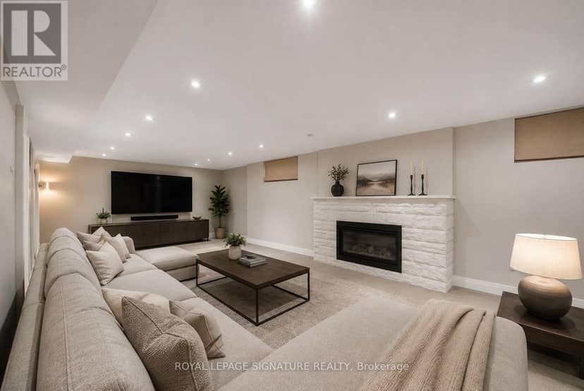 230 Strathallan Wood — photo 30 of 35