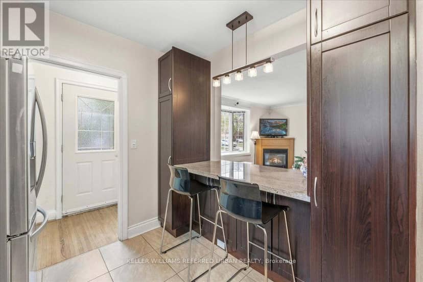 207 Elmhurst Avenue — photo 13 of 40