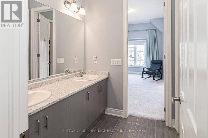 10 Beaverdams Drive — photo 34 of 40