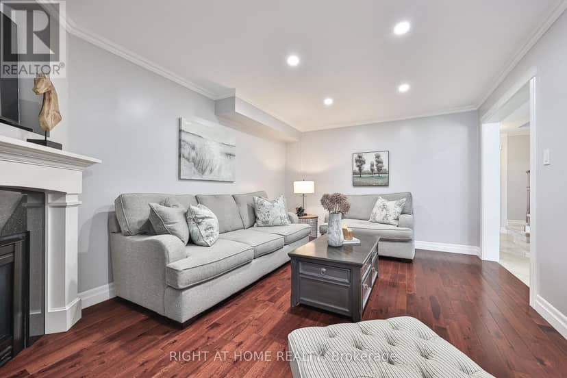 63 Keeble Crescent — photo 14 of 40