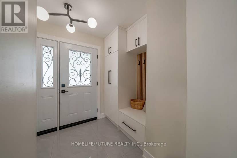 37 South Shields Avenue, Toronto, photo 3