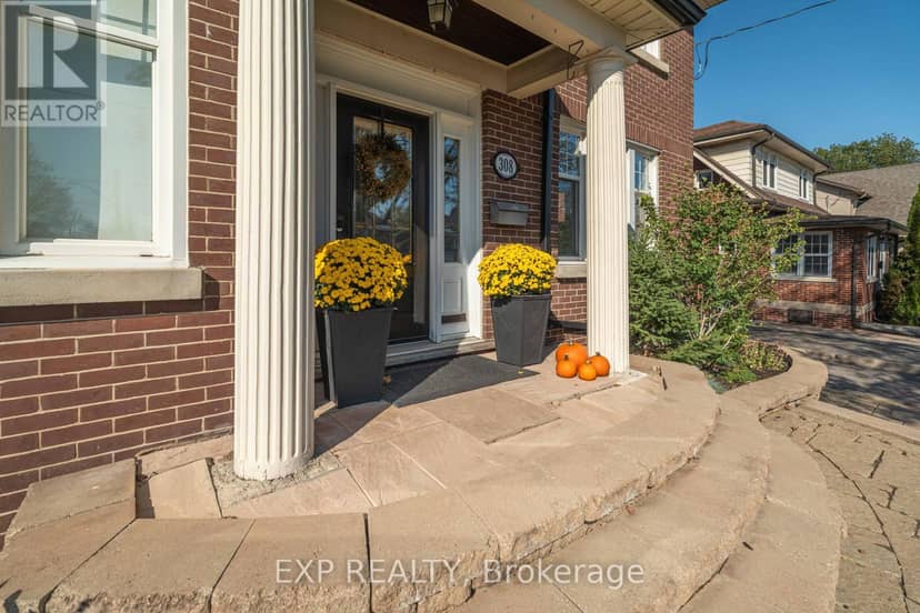 308 King Street E — photo 4 of 40