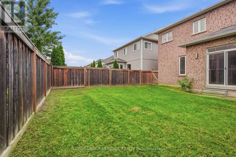 16 Shrewsbury Drive — photo 38 of 39