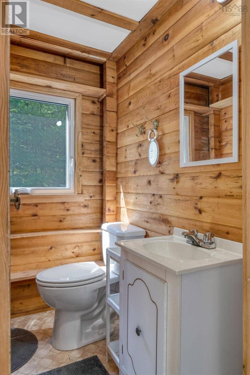170 Hallamore Lane — photo 18 of 34