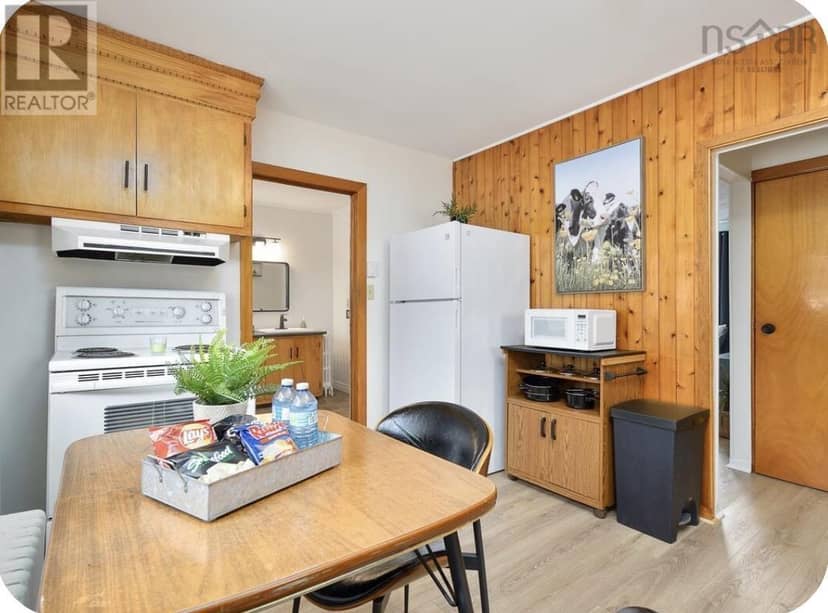 660 Upper Prince Street — photo 19 of 29