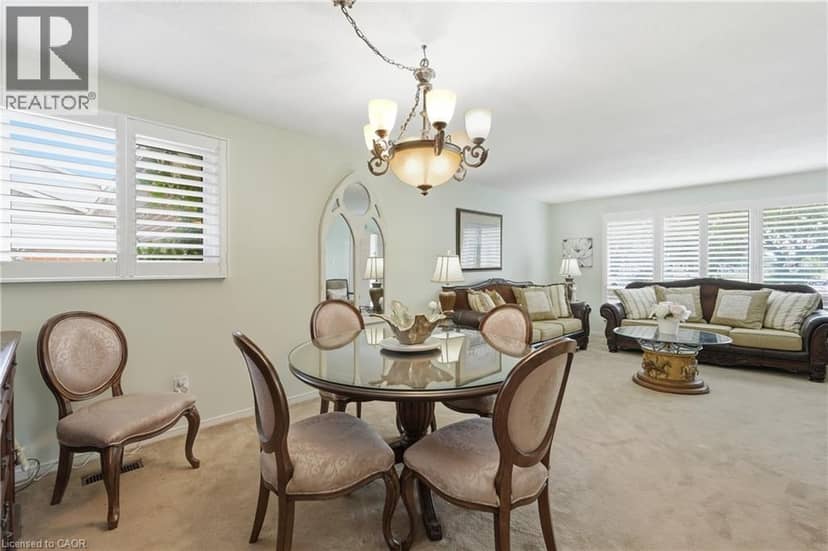 283 PARKWAY Drive W — photo 15 of 40