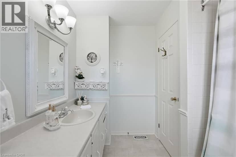 283 PARKWAY Drive W — photo 22 of 40