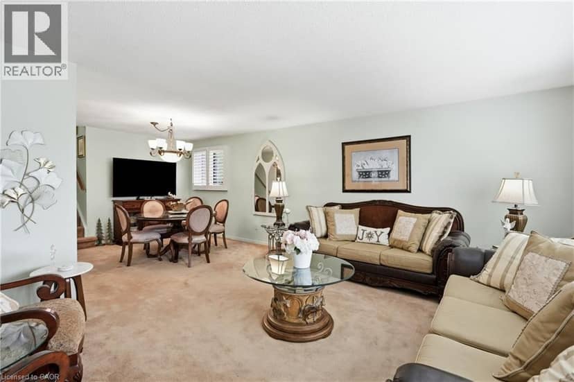 283 PARKWAY Drive W — photo 12 of 40