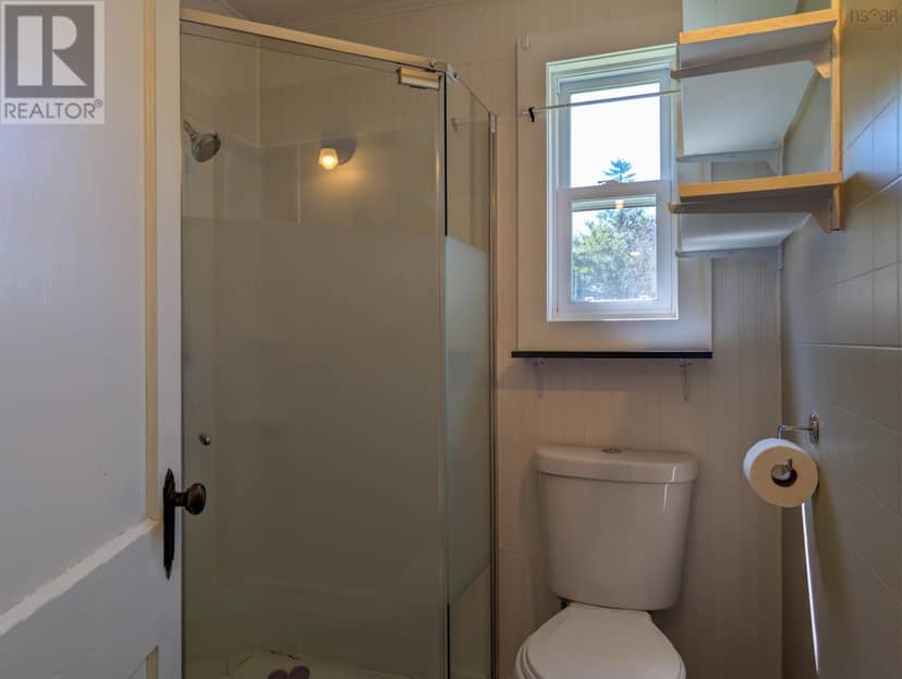 1372 Highway 201 — photo 19 of 30