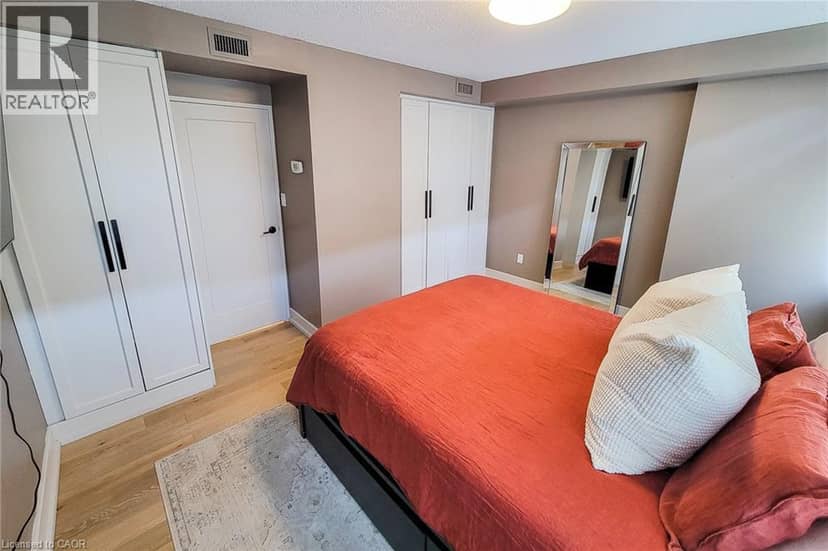 120 DUKE Street Unit# 202 — photo 24 of 40