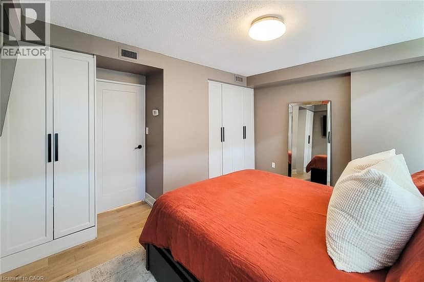 120 DUKE Street Unit# 202 — photo 23 of 40
