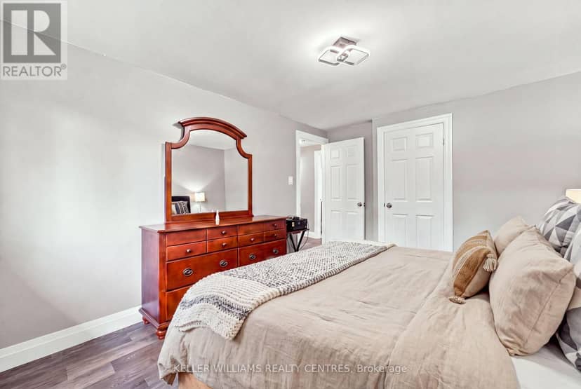 36 Chaucer Crescent — photo 20 of 39