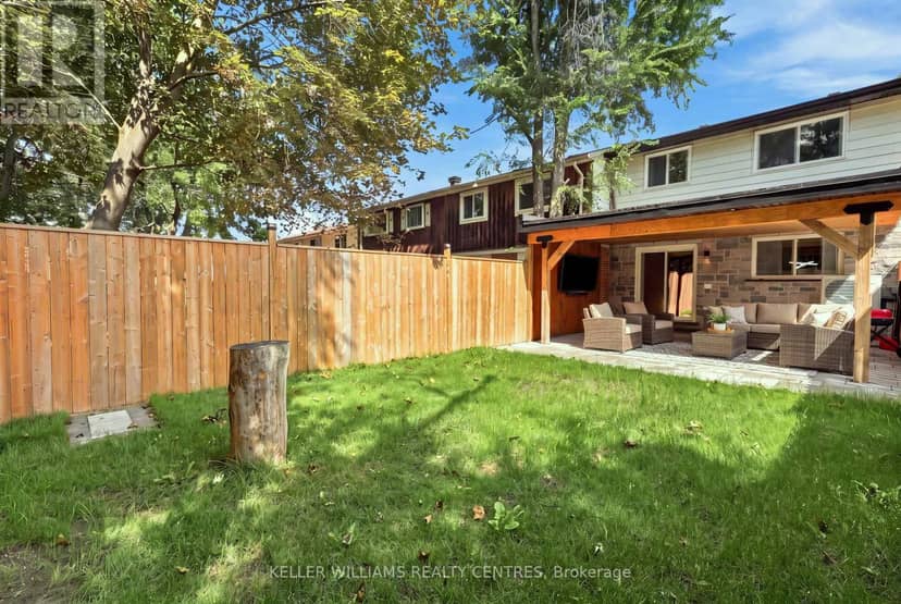 36 Chaucer Crescent — photo 31 of 39
