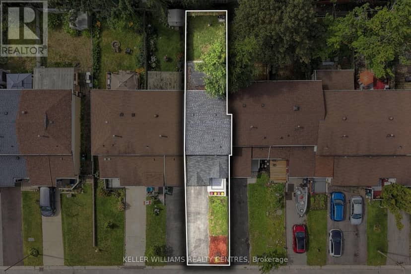 36 Chaucer Crescent — photo 35 of 39