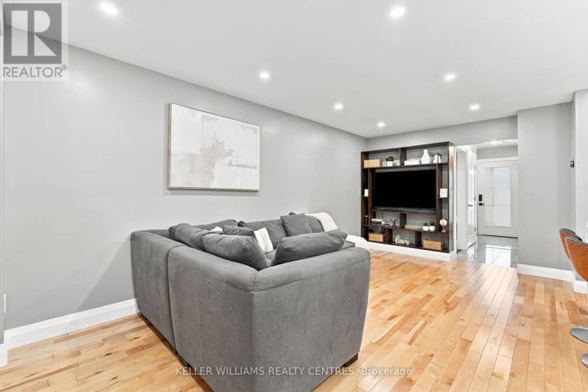 36 Chaucer Crescent, Barrie, photo 6