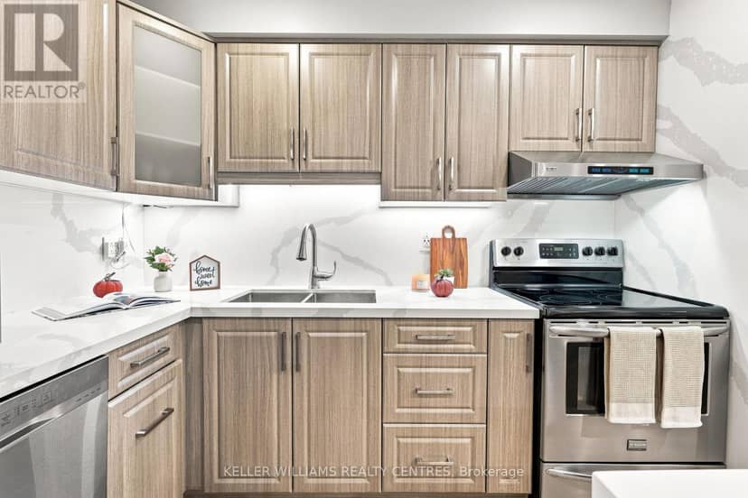 36 Chaucer Crescent — photo 9 of 39
